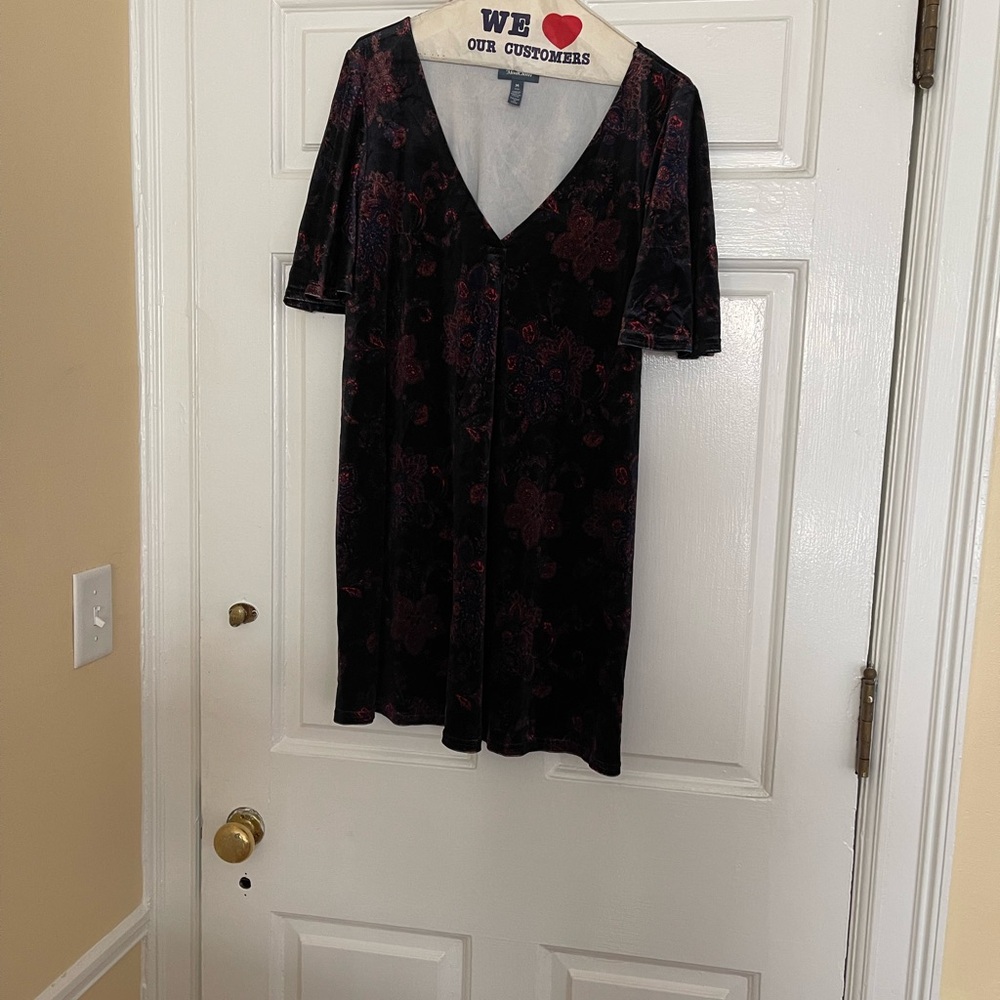 NWT women’s velvet burnout mini dress size M